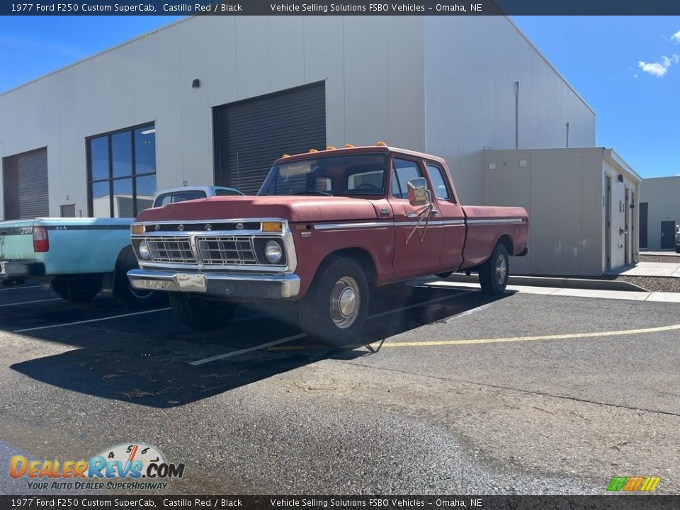 Front 3/4 View of 1977 Ford F250 Custom SuperCab Photo #1