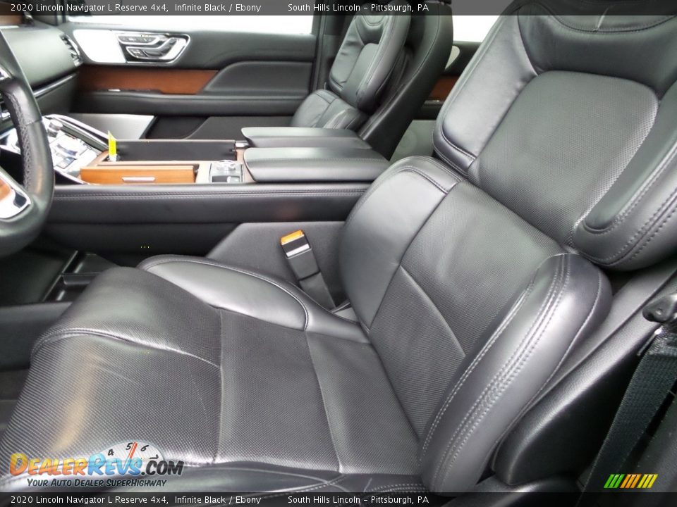 Front Seat of 2020 Lincoln Navigator L Reserve 4x4 Photo #15