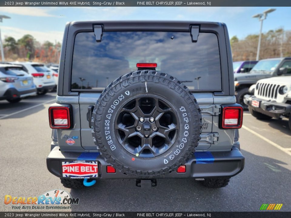 2023 Jeep Wrangler Unlimited Willys 4XE Hybrid Sting-Gray / Black Photo #6