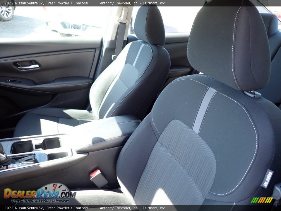 2022 Nissan Sentra SV Fresh Powder / Charcoal Photo #11