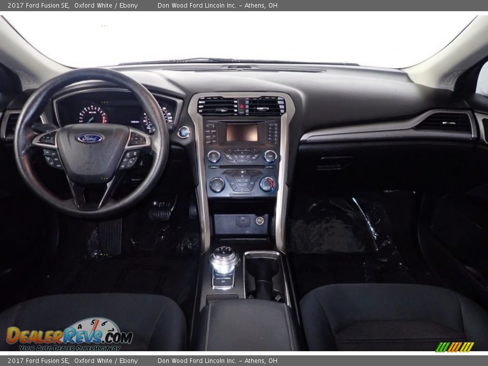 2017 Ford Fusion SE Oxford White / Ebony Photo #23
