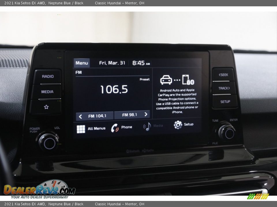 Controls of 2021 Kia Seltos EX AWD Photo #10