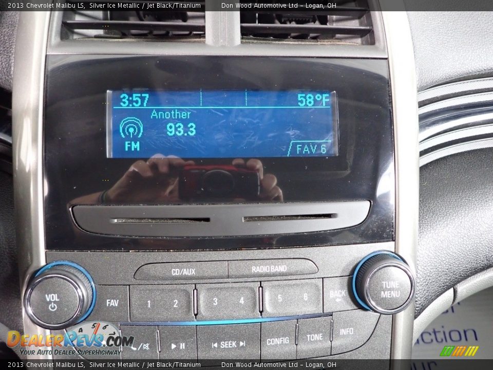 2013 Chevrolet Malibu LS Silver Ice Metallic / Jet Black/Titanium Photo #15