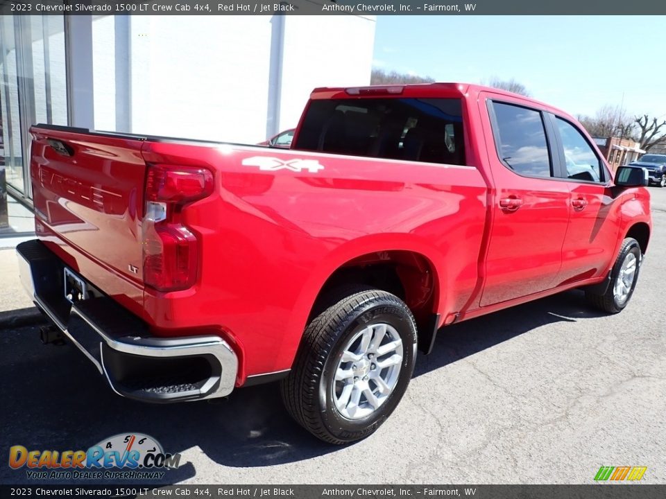2023 Chevrolet Silverado 1500 LT Crew Cab 4x4 Red Hot / Jet Black Photo #3