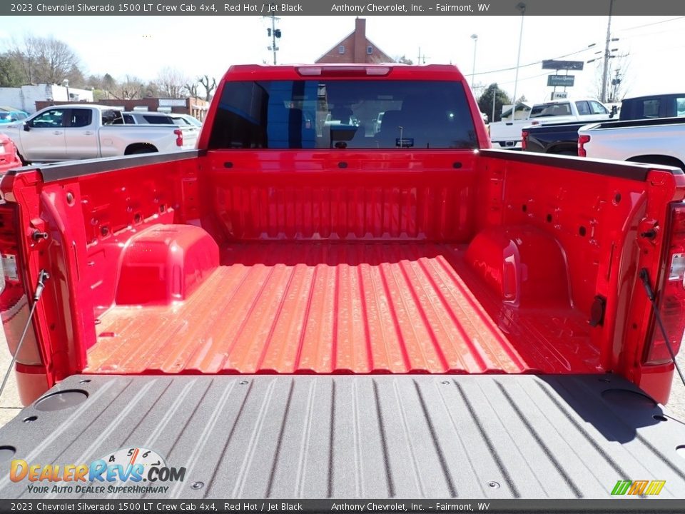 2023 Chevrolet Silverado 1500 LT Crew Cab 4x4 Red Hot / Jet Black Photo #5