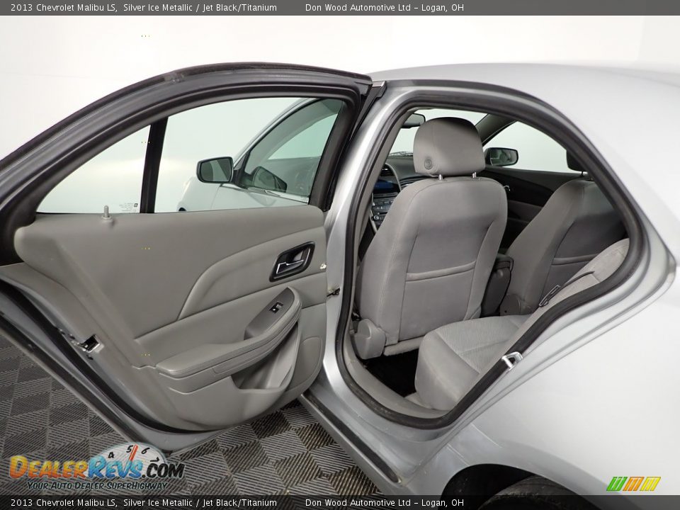 2013 Chevrolet Malibu LS Silver Ice Metallic / Jet Black/Titanium Photo #19