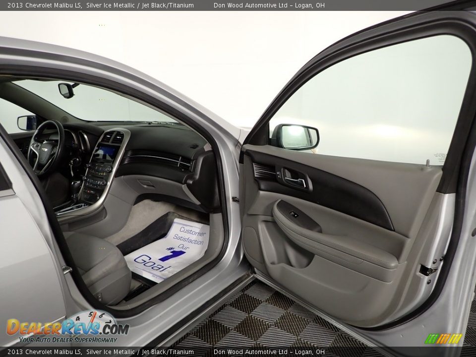 2013 Chevrolet Malibu LS Silver Ice Metallic / Jet Black/Titanium Photo #22