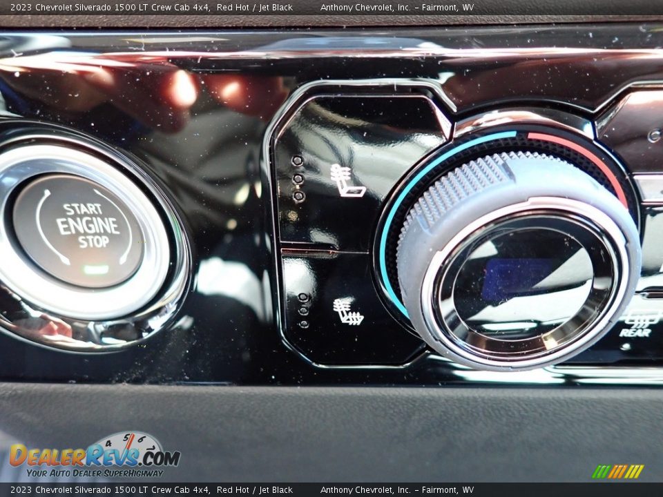 2023 Chevrolet Silverado 1500 LT Crew Cab 4x4 Red Hot / Jet Black Photo #17