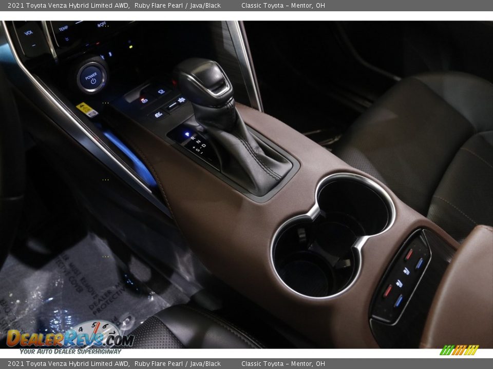 2021 Toyota Venza Hybrid Limited AWD Shifter Photo #14