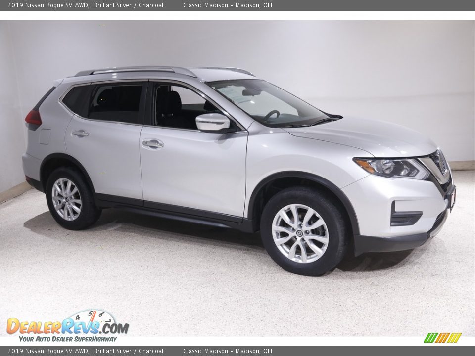 2019 Nissan Rogue SV AWD Brilliant Silver / Charcoal Photo #1