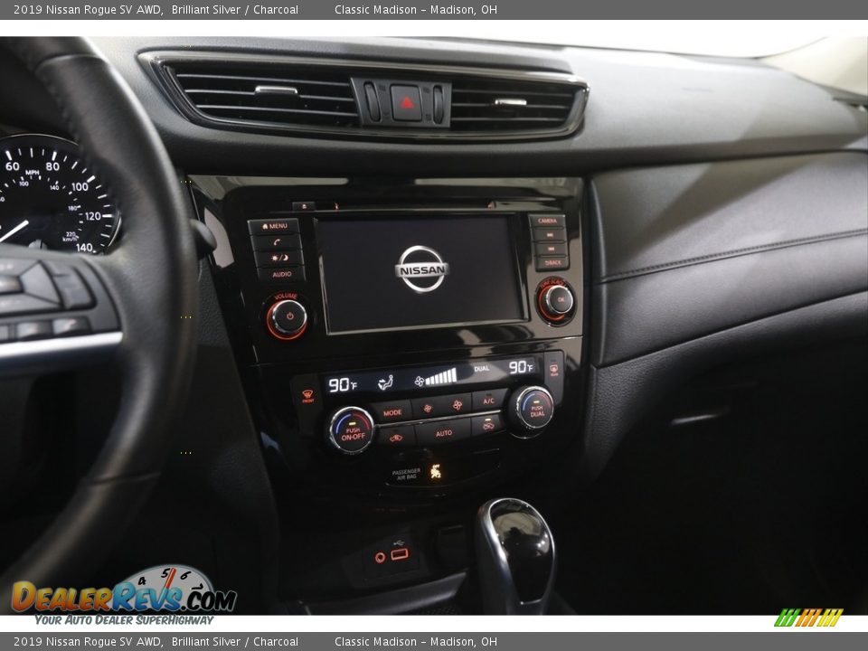 2019 Nissan Rogue SV AWD Brilliant Silver / Charcoal Photo #9