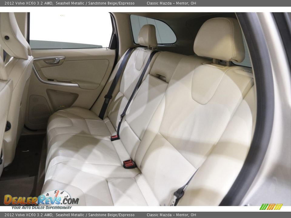 2012 Volvo XC60 3.2 AWD Seashell Metallic / Sandstone Beige/Espresso Photo #17