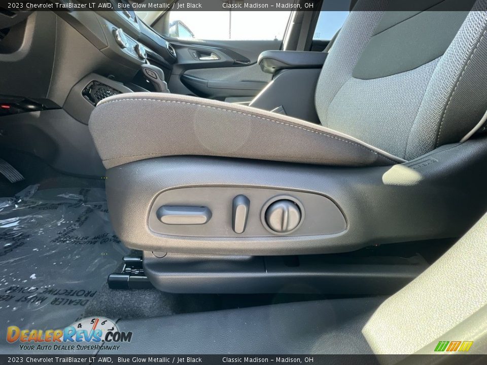 Front Seat of 2023 Chevrolet TrailBlazer LT AWD Photo #7