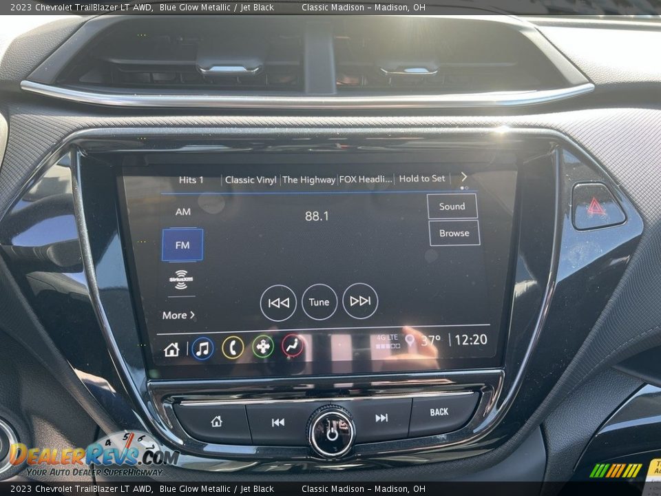 Controls of 2023 Chevrolet TrailBlazer LT AWD Photo #11