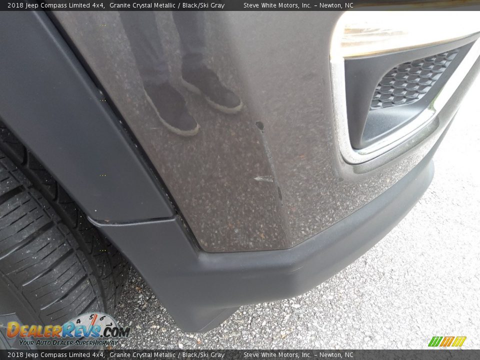 2018 Jeep Compass Limited 4x4 Granite Crystal Metallic / Black/Ski Gray Photo #5