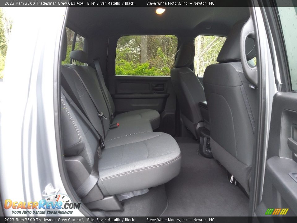 2023 Ram 3500 Tradesman Crew Cab 4x4 Billet Silver Metallic / Black Photo #15