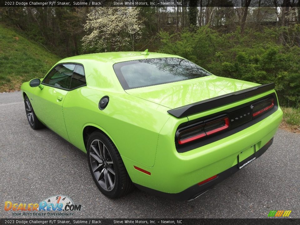 2023 Dodge Challenger R/T Shaker Sublime / Black Photo #8