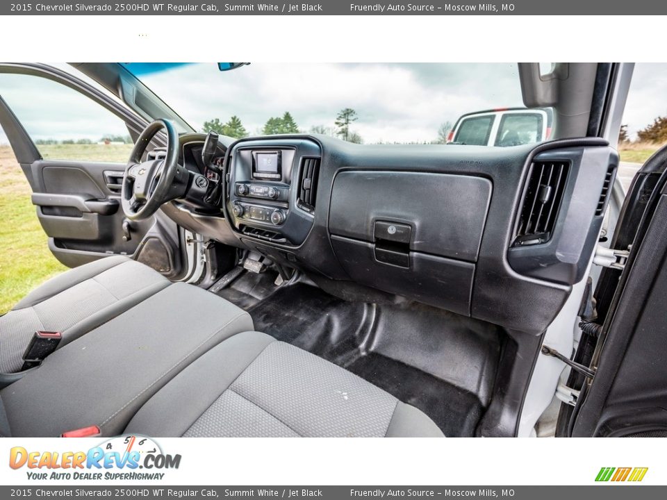Dashboard of 2015 Chevrolet Silverado 2500HD WT Regular Cab Photo #17