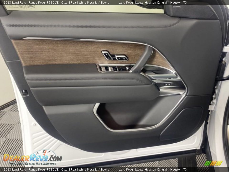 Door Panel of 2023 Land Rover Range Rover P530 SE Photo #13