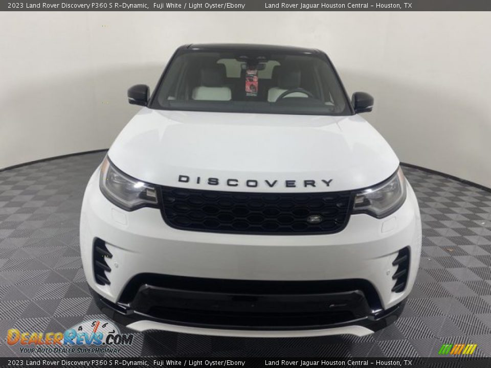 2023 Land Rover Discovery P360 S R-Dynamic Fuji White / Light Oyster/Ebony Photo #8