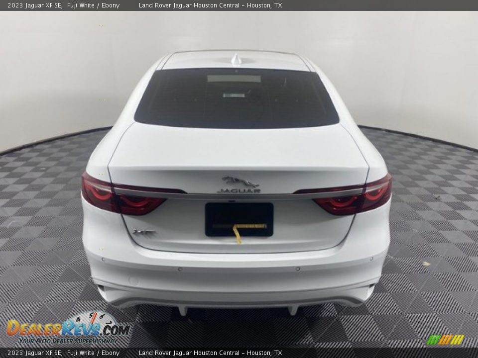 2023 Jaguar XF SE Fuji White / Ebony Photo #7