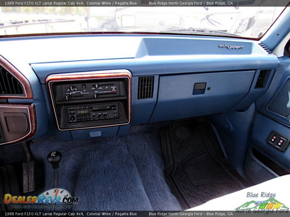 Dashboard of 1988 Ford F150 XLT Lariat Regular Cab 4x4 Photo #14