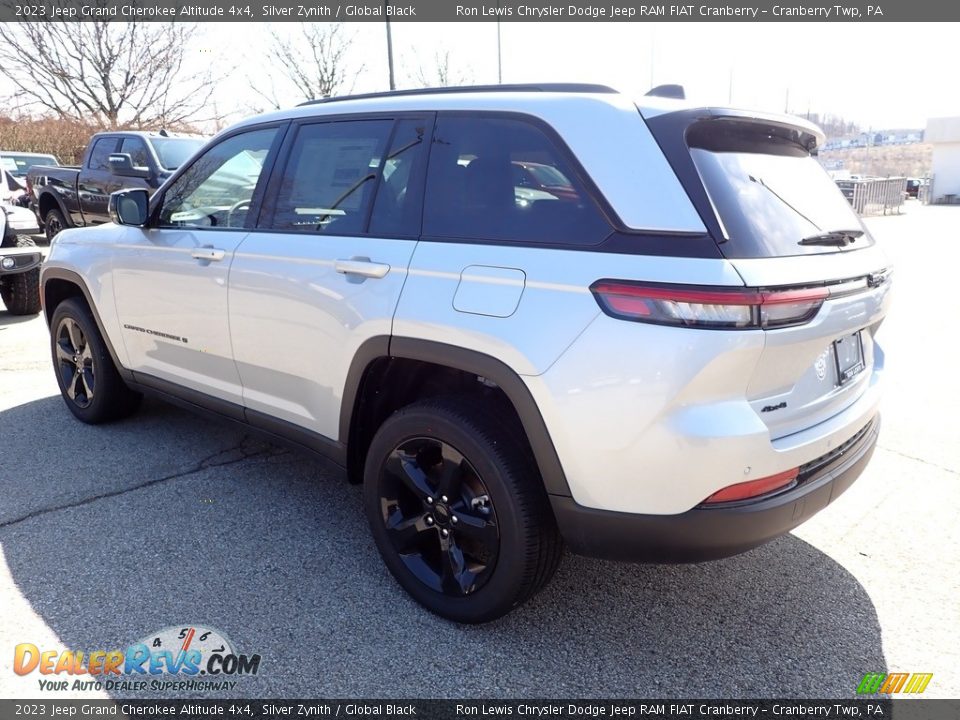 2023 Jeep Grand Cherokee Altitude 4x4 Silver Zynith / Global Black Photo #3
