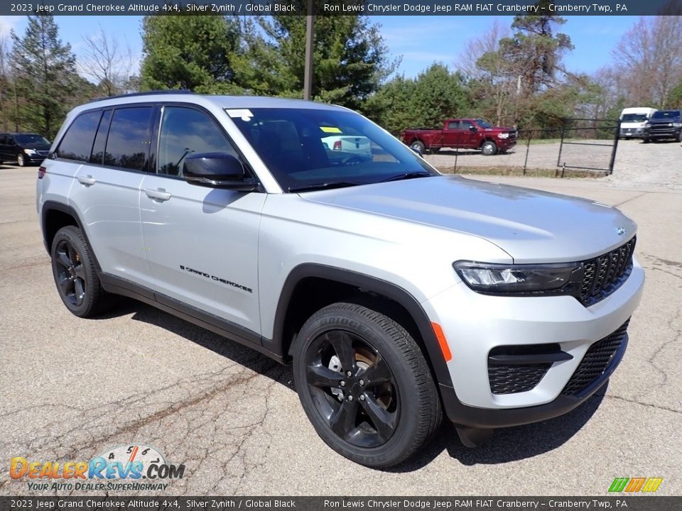 2023 Jeep Grand Cherokee Altitude 4x4 Silver Zynith / Global Black Photo #7