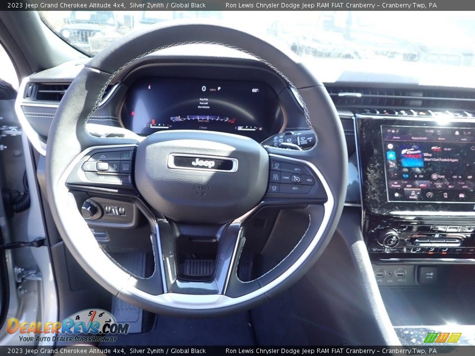 2023 Jeep Grand Cherokee Altitude 4x4 Silver Zynith / Global Black Photo #19