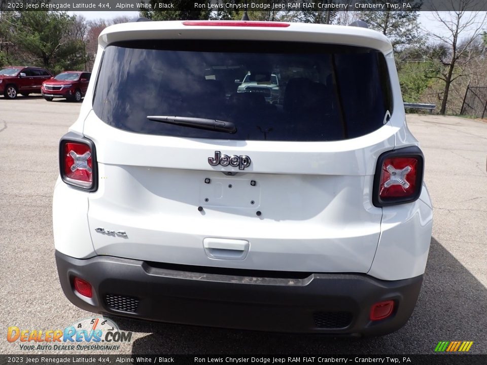 2023 Jeep Renegade Latitude 4x4 Alpine White / Black Photo #6