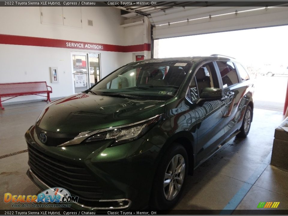 2022 Toyota Sienna XLE Hybrid Cypress / Chataeu Photo #1