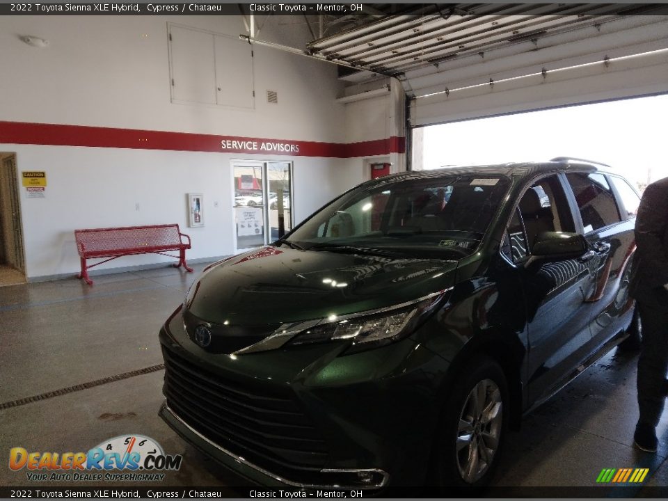 2022 Toyota Sienna XLE Hybrid Cypress / Chataeu Photo #4