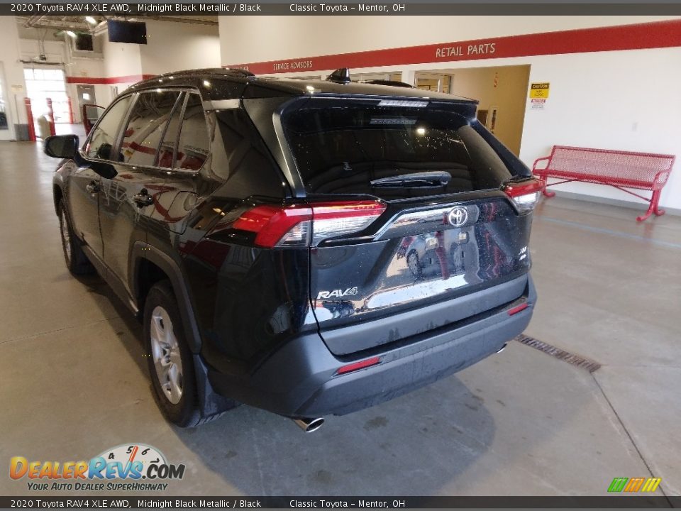 2020 Toyota RAV4 XLE AWD Midnight Black Metallic / Black Photo #2