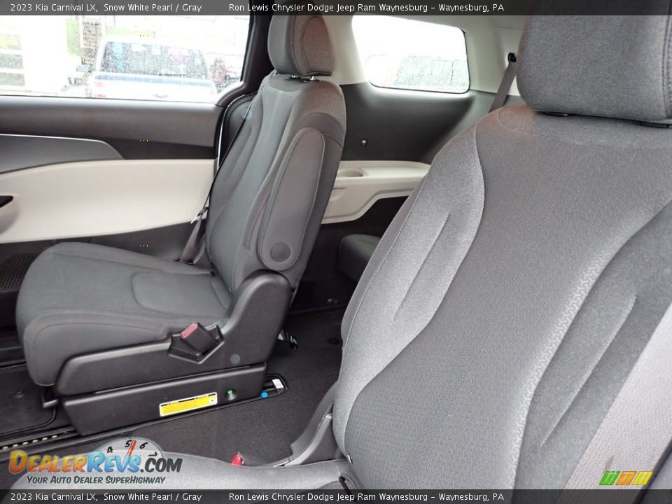 2023 Kia Carnival LX Snow White Pearl / Gray Photo #12