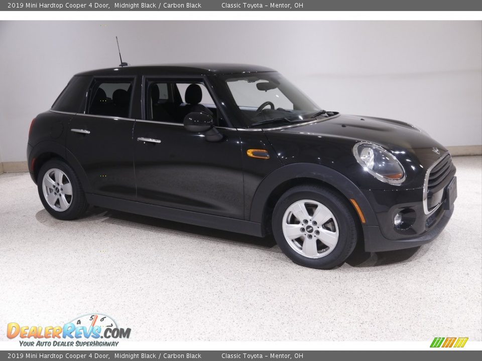 2019 Mini Hardtop Cooper 4 Door Midnight Black / Carbon Black Photo #1