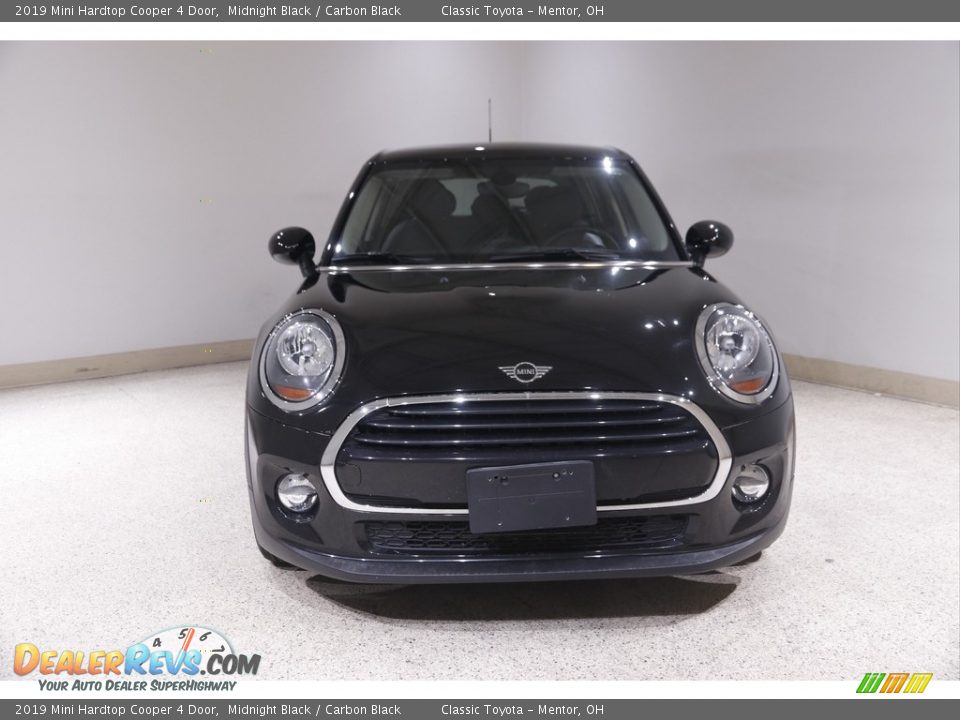2019 Mini Hardtop Cooper 4 Door Midnight Black / Carbon Black Photo #2