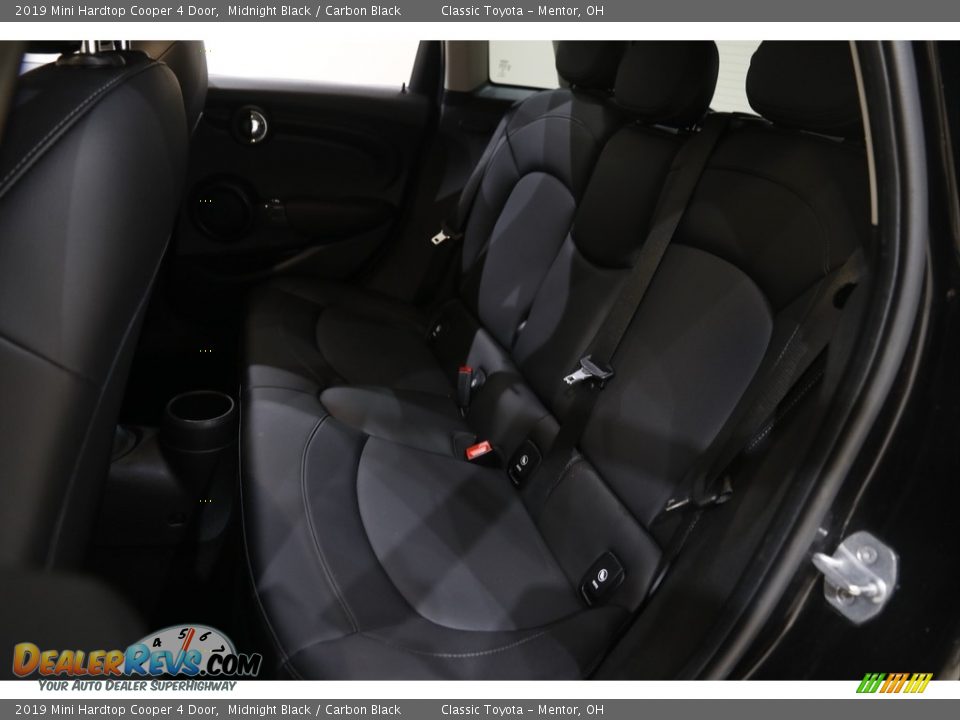 2019 Mini Hardtop Cooper 4 Door Midnight Black / Carbon Black Photo #17