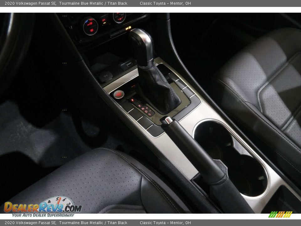 2020 Volkswagen Passat SE Tourmaline Blue Metallic / Titan Black Photo #12
