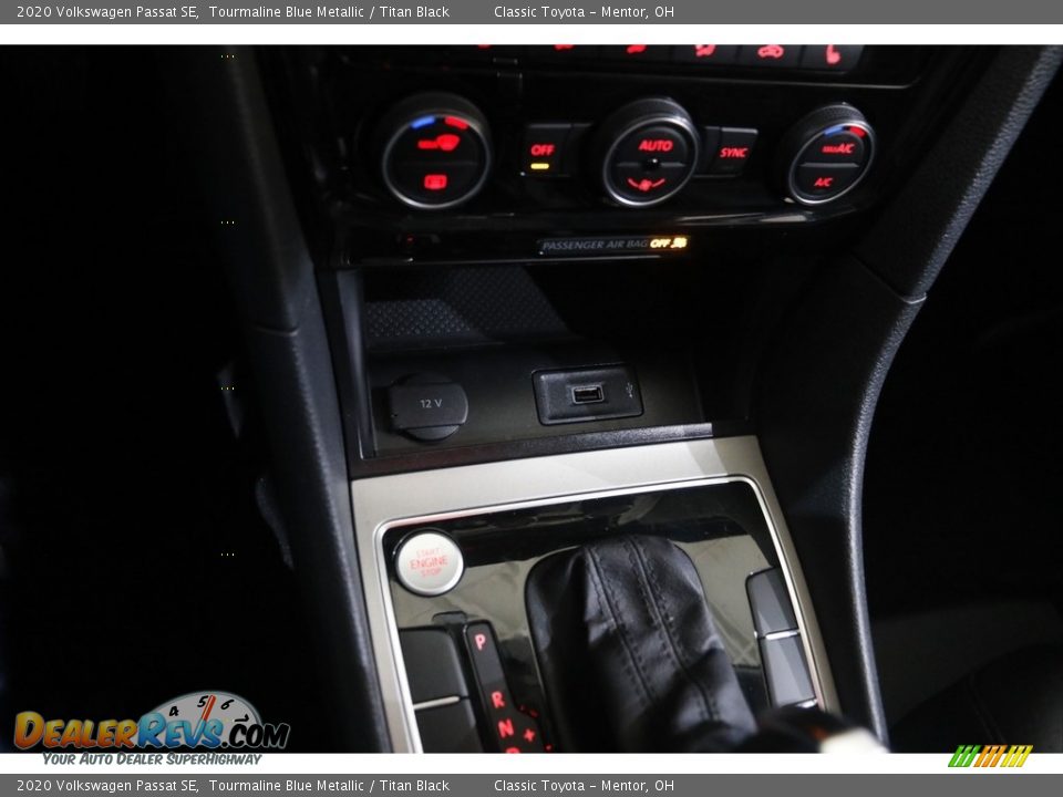 2020 Volkswagen Passat SE Tourmaline Blue Metallic / Titan Black Photo #13