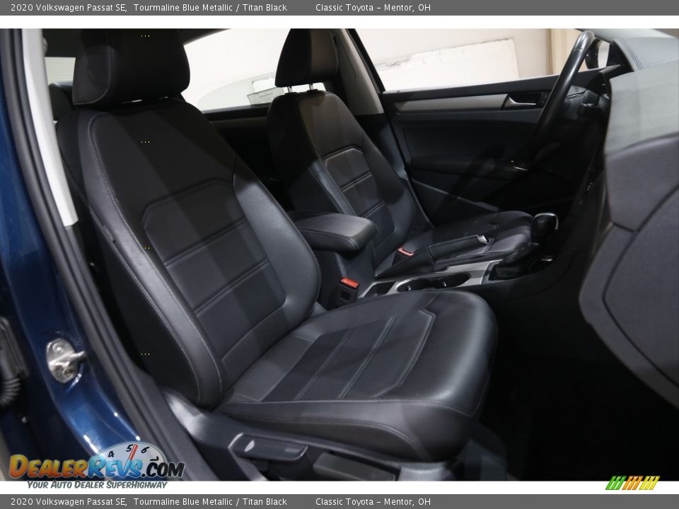 2020 Volkswagen Passat SE Tourmaline Blue Metallic / Titan Black Photo #14