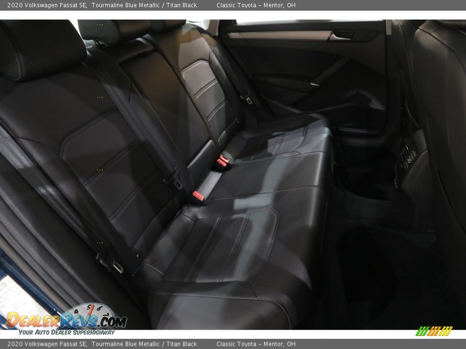 2020 Volkswagen Passat SE Tourmaline Blue Metallic / Titan Black Photo #15