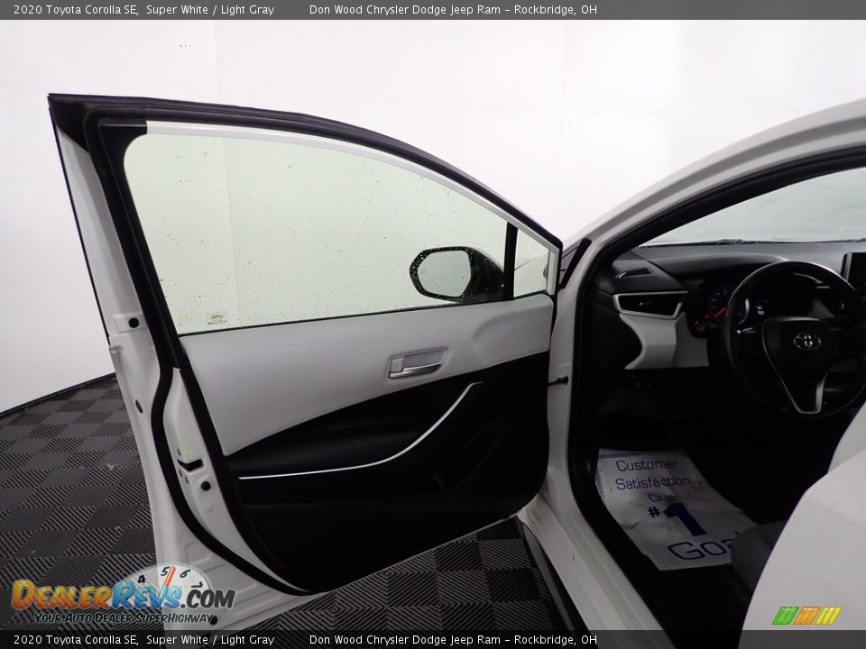 2020 Toyota Corolla SE Super White / Light Gray Photo #12