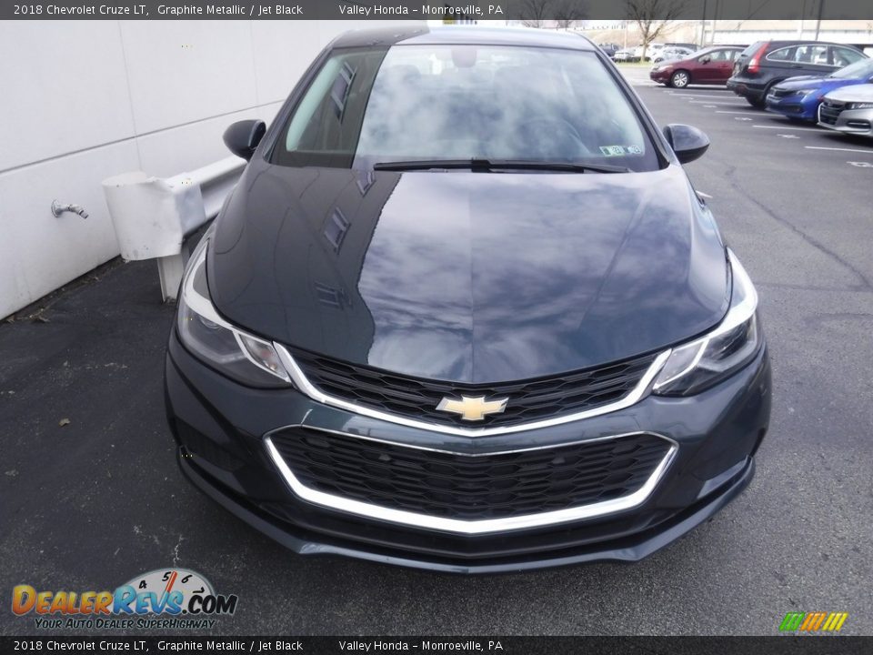 2018 Chevrolet Cruze LT Graphite Metallic / Jet Black Photo #4