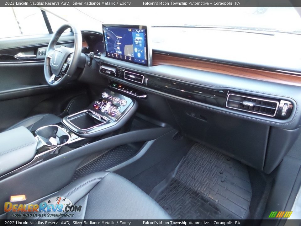 Dashboard of 2022 Lincoln Nautilus Reserve AWD Photo #12