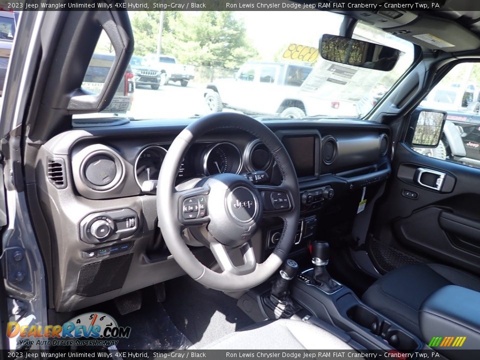 2023 Jeep Wrangler Unlimited Willys 4XE Hybrid Sting-Gray / Black Photo #9