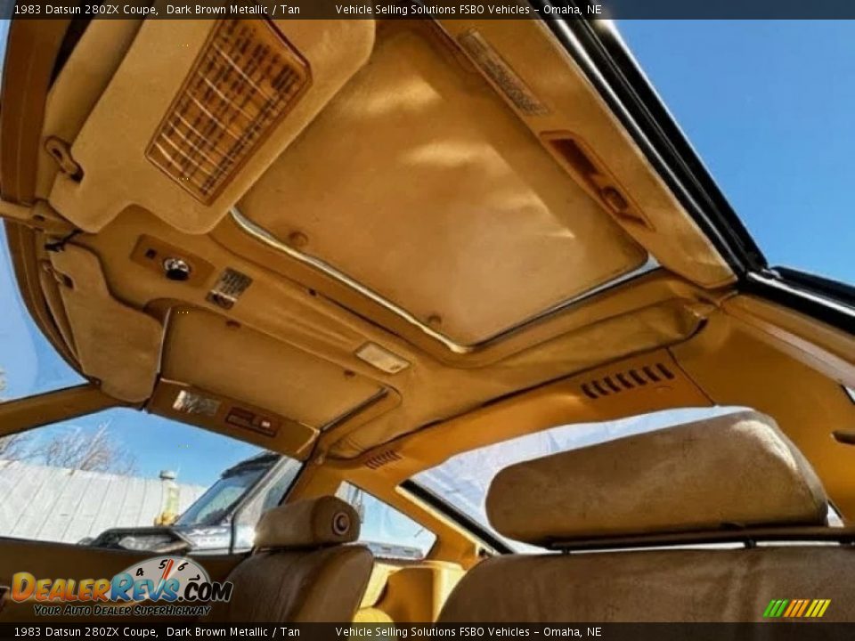 Sunroof of 1983 Datsun 280ZX Coupe Photo #7