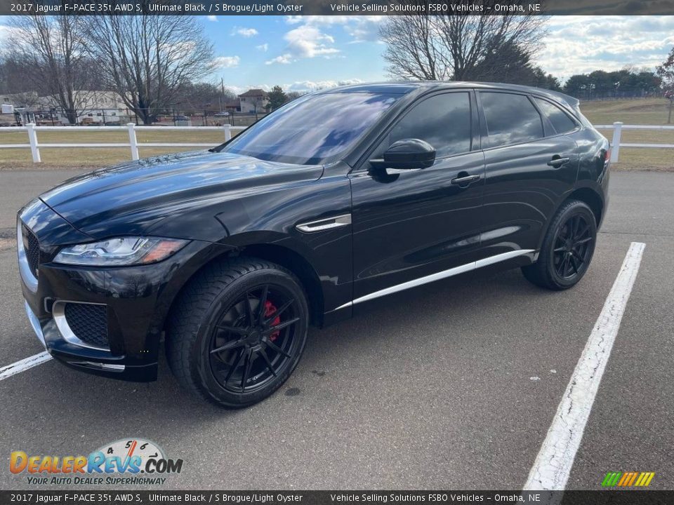 Ultimate Black 2017 Jaguar F-PACE 35t AWD S Photo #1