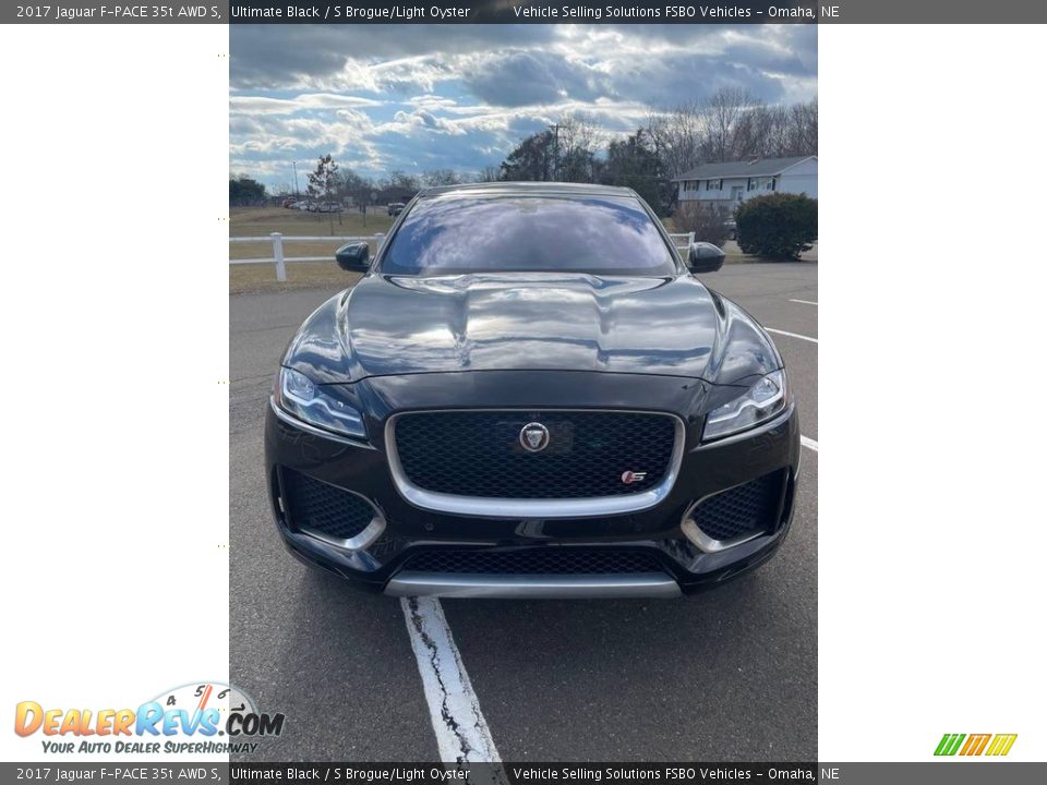 2017 Jaguar F-PACE 35t AWD S Ultimate Black / S Brogue/Light Oyster Photo #11