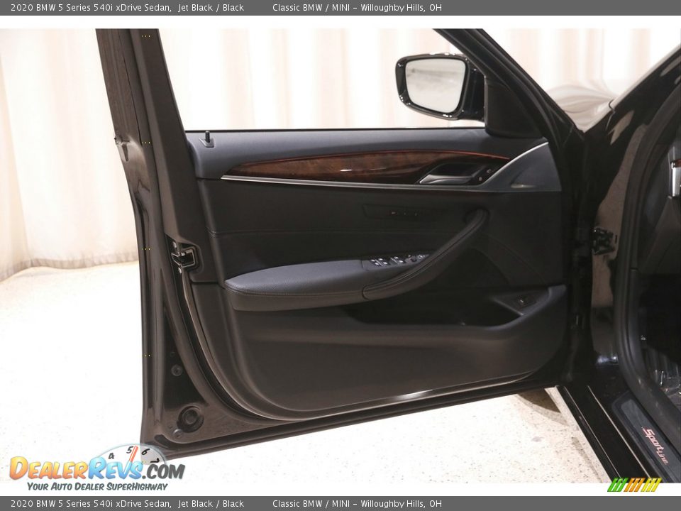 2020 BMW 5 Series 540i xDrive Sedan Jet Black / Black Photo #4