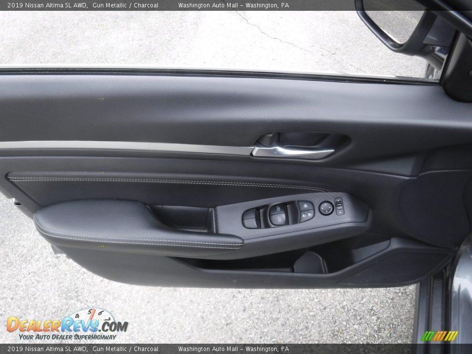 Door Panel of 2019 Nissan Altima SL AWD Photo #14